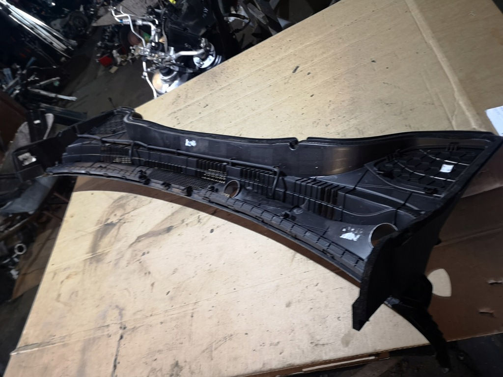 GEAM FATA HYUNDAI KONA ORIGINAL Product image
