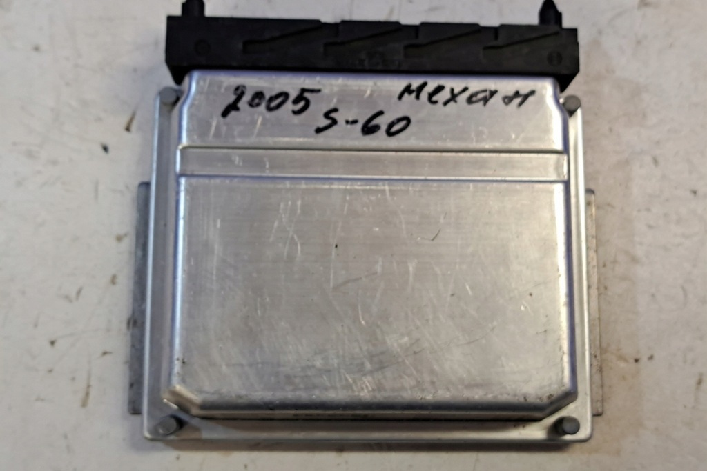 ECU Volvo S60 și 02810114441 2.4L Diesel 96KW 2005 Product image