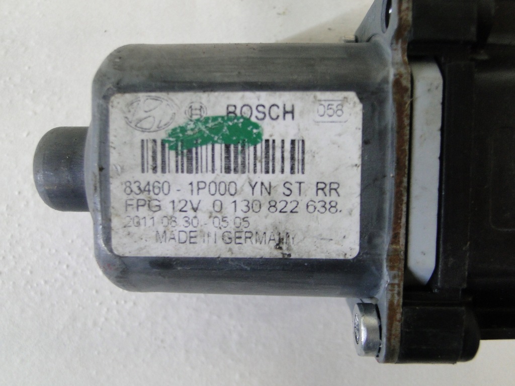KIA VENGA WINDOW MOTOR DREAPTA SPATE 83460-1P000 Product image