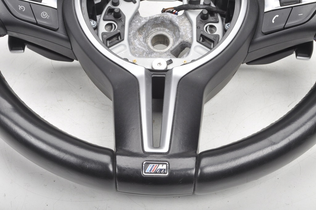 VOLANT PIELE BMW M3 F80 PACHET M PADELE Product image