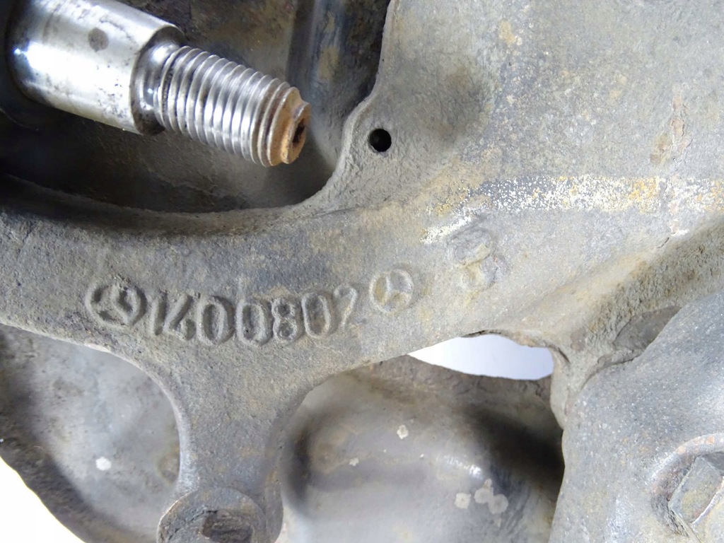 Mercedes Clasa S W140 BUJUL RULMENT STUNNEL FATA DREAPTA Product image