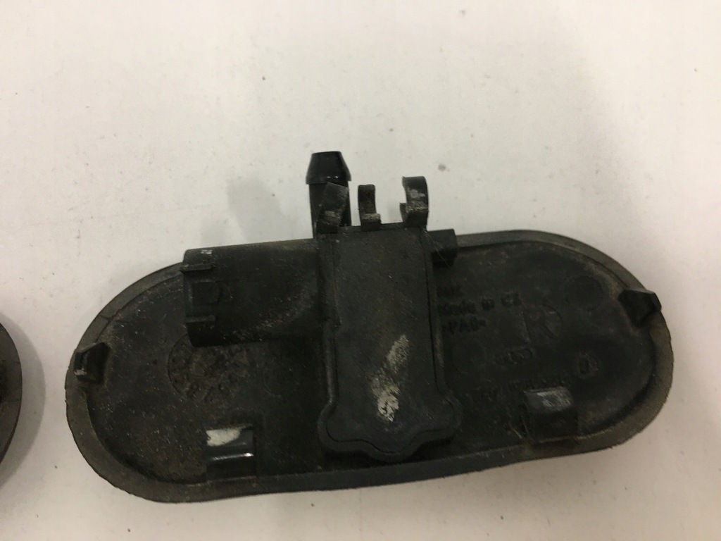 DUZĂ SĂBILĂ DREAPTA STÂNGA AUDI A6 C5 8E0955988A 8E0955987A Product image
