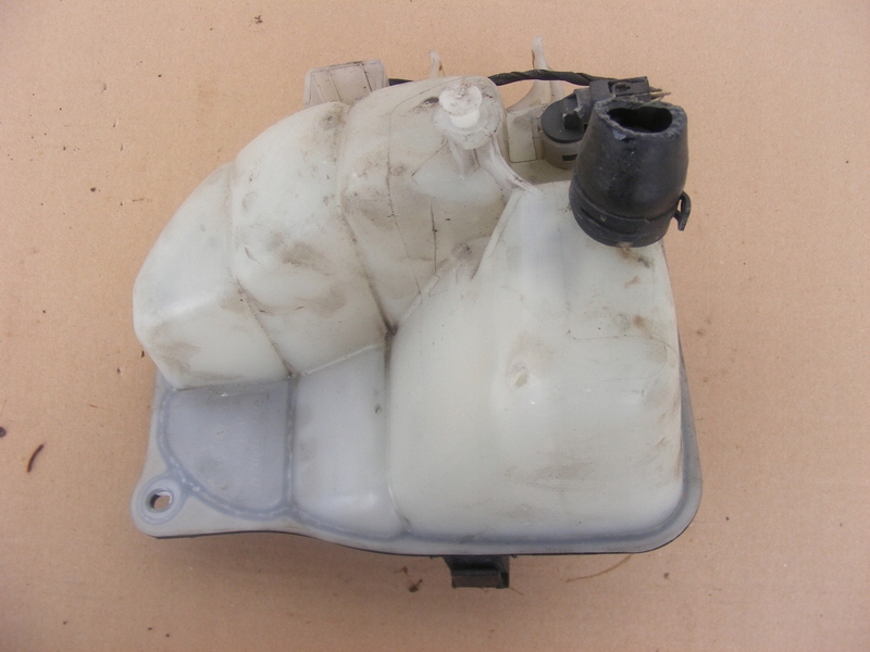 REZERVOR DE RĂCIRE ​​MERCEDES W220 2205000049 Product image