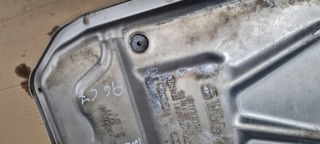 A6 C7 4G Bol de ulei acoperit 3,0 TFSI 8HP-55 ZF0501216377 A7 4G Product image