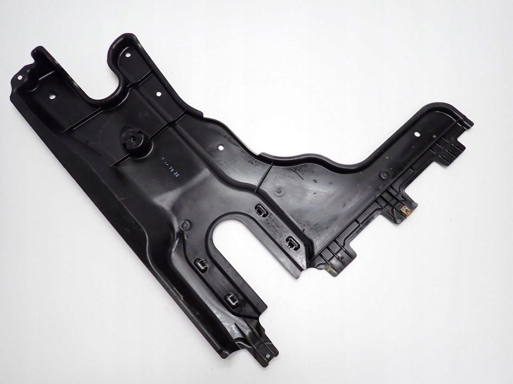 PLACA ACOPERA SASIUL DREAPTA 5QA825102A VW TOURAN II III 5T 22R Product image