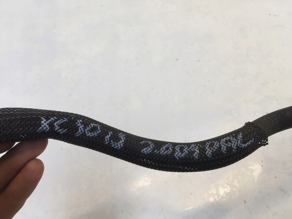 VOLVO XC40 II 2.0 D4 20 CONDUCTA COMBUSTIBIL 37500-02257 Product image