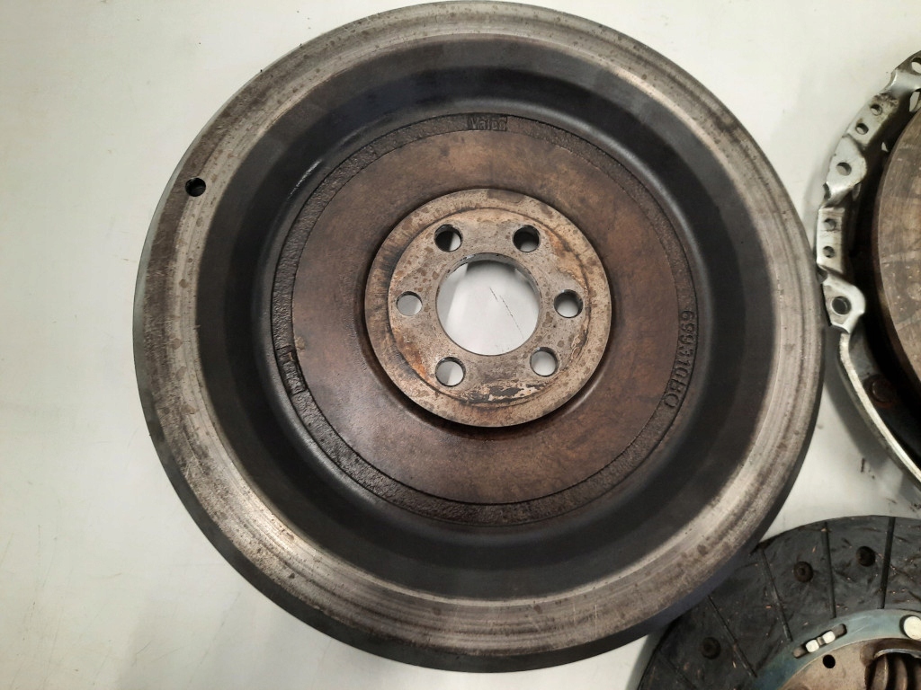 VOLKSWAGEN GOLF 5 V 03-09 VOLANT AMBREIAGE RIGID 699456 BKC Product image