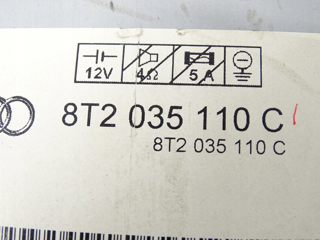 CD Changer Audi A5 8T A4 B8 UK 8T2035110C Product image