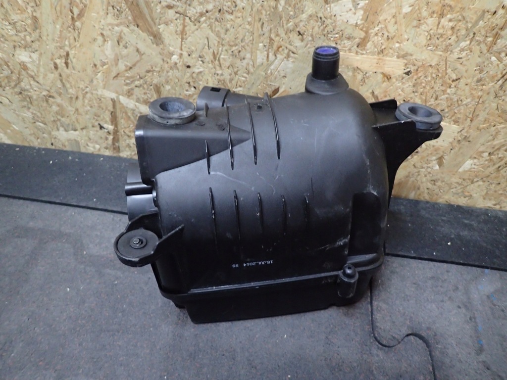 CARCASA FILTRU AER 1K0129607 VW AUDI SKODA Product image