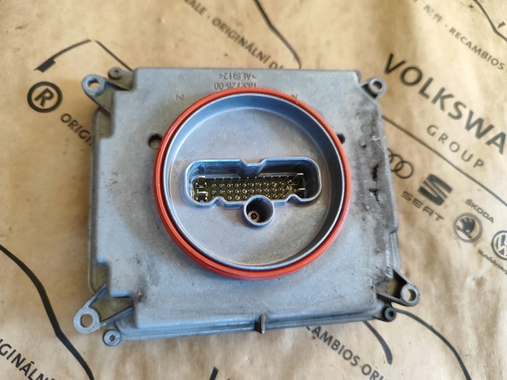 AUDI A6 C7 A7 S7 4G8 MODUL CONVERTOR LED 7PP941472J Product image
