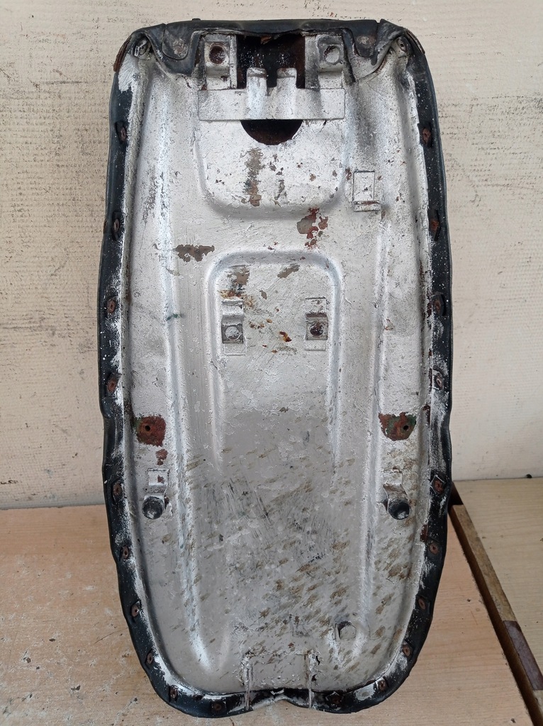 SHL M17 Gazelle - Piese - Scaun + Trunk + .. Product image