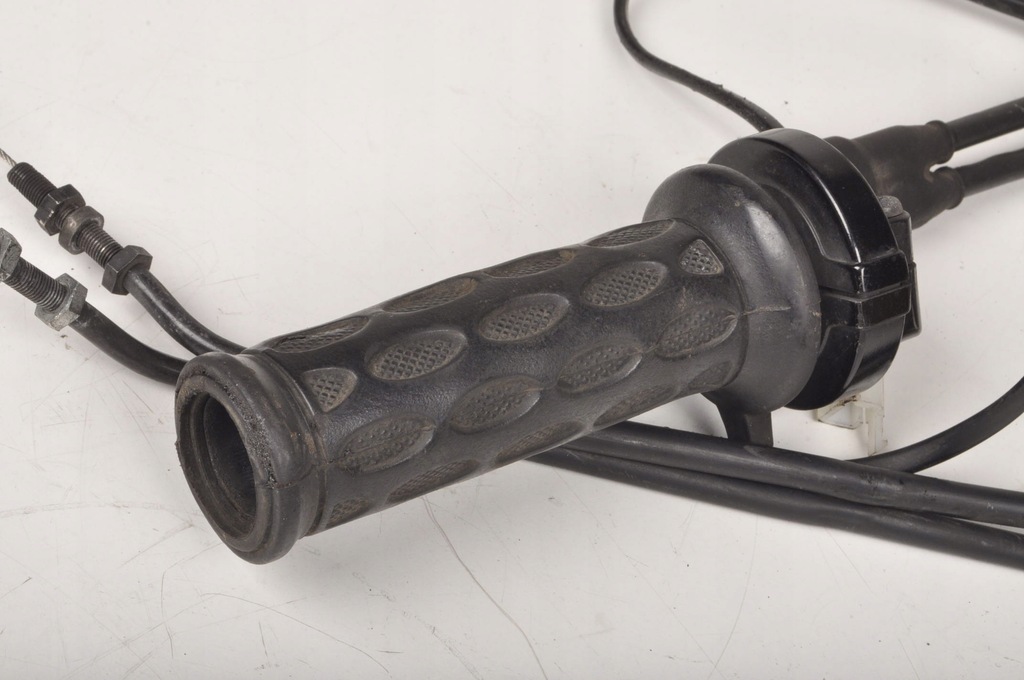 TRIUMPH BONNEVILLE T100 SE 865 POMPA BENZ ROLGAZ Product image