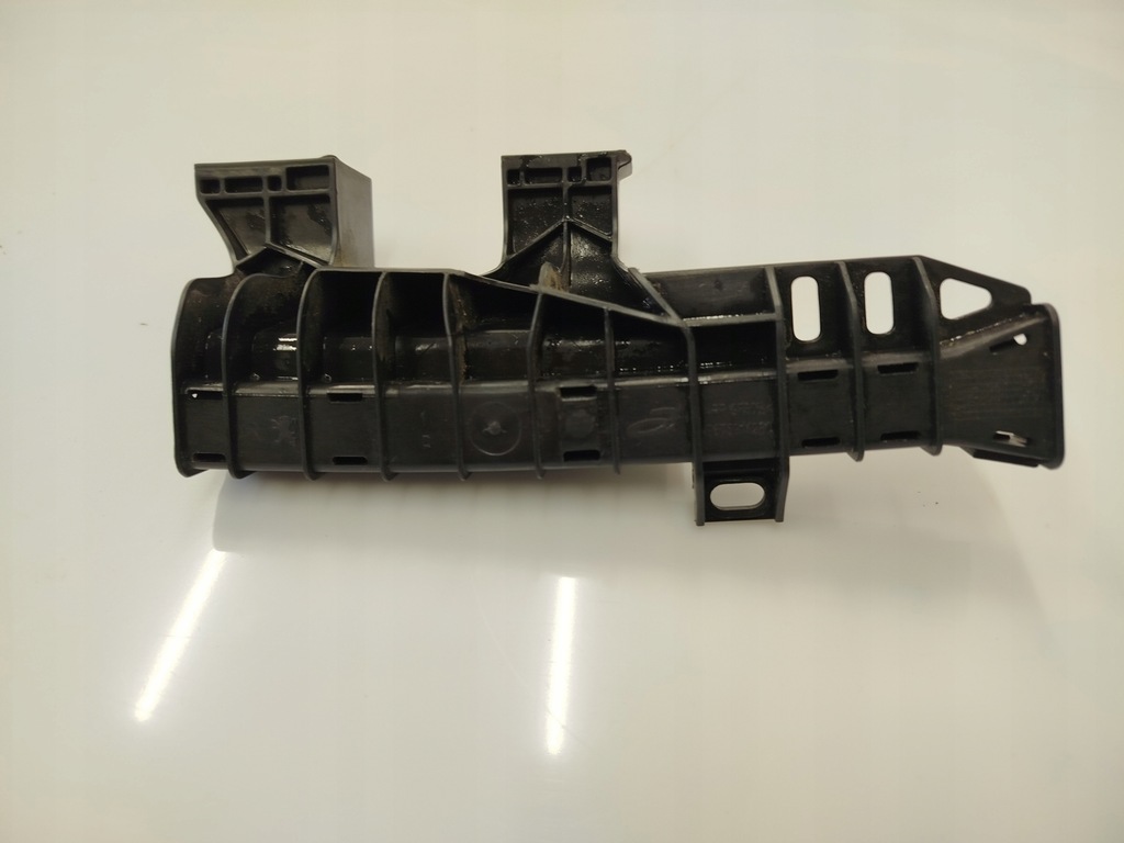 Ghidul ferestrei în față CITROEN C4 SPACETOURER 2019. 9675911280 Product image