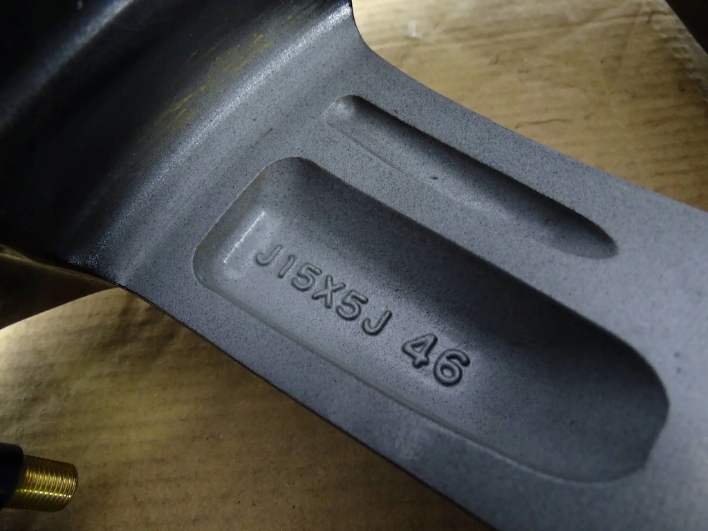 JANTE MITSUBISHI 5J x 15 ET46 Product image