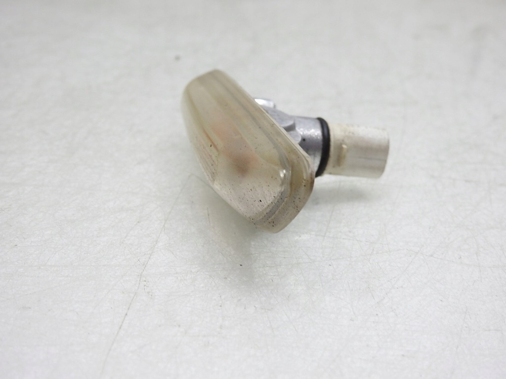 SEMNIZATORIA APARĂ DREAPTA BMW E61 LIFT 8382104 Product image