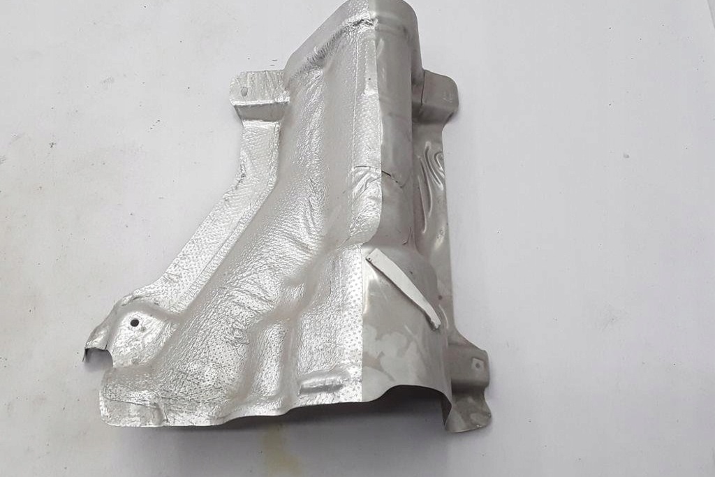 Fixarea rezervorului de combustibil Volvo XC60 II (246) 31478162 2018 Product image