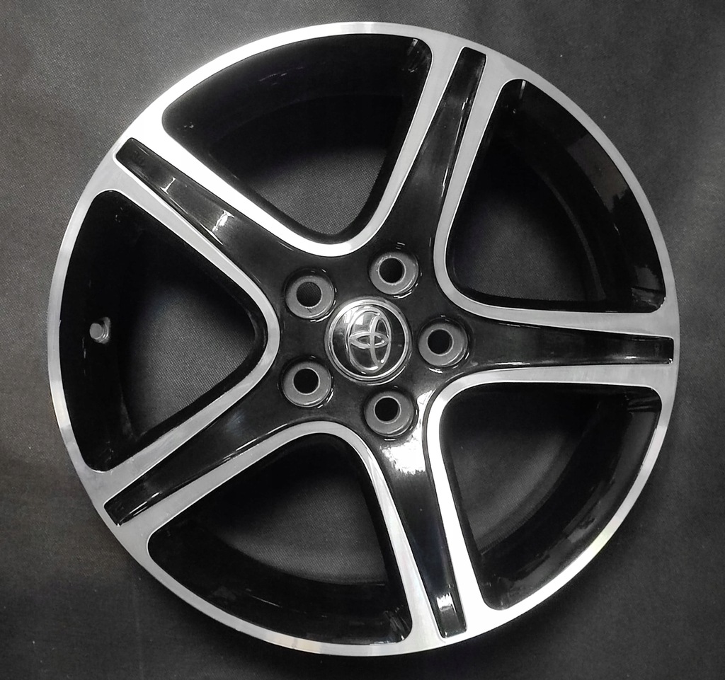 TOYOTA AURIS CAMRY COROLLA LEXUS IS 7JJ 17 ET50 5x114.3 Product image