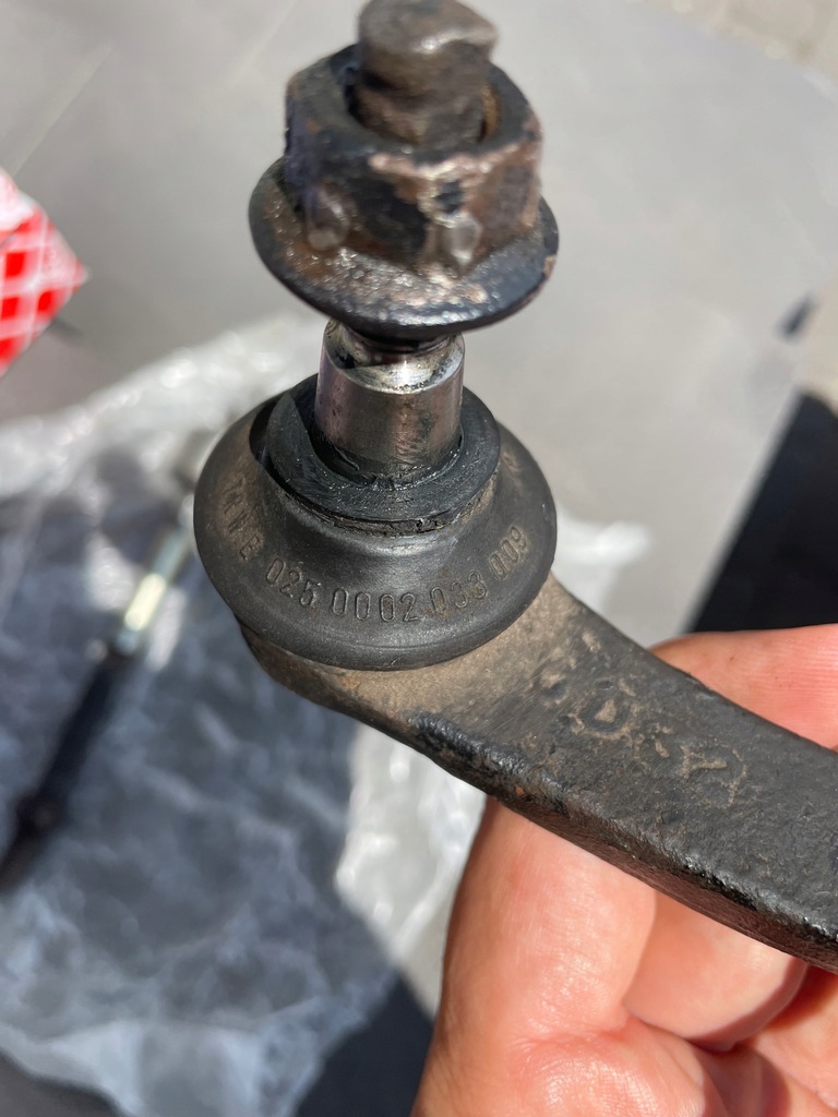 Volvo 960 seria II Creieră de direcție și capăt de tijă din stânga Product image