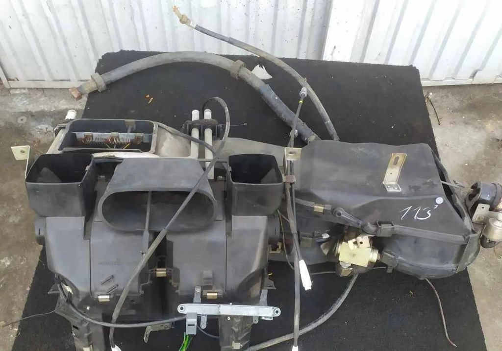 Mercedes-Benz W123 Kombi Incalzire cu cabluri de aer conditionat Product image