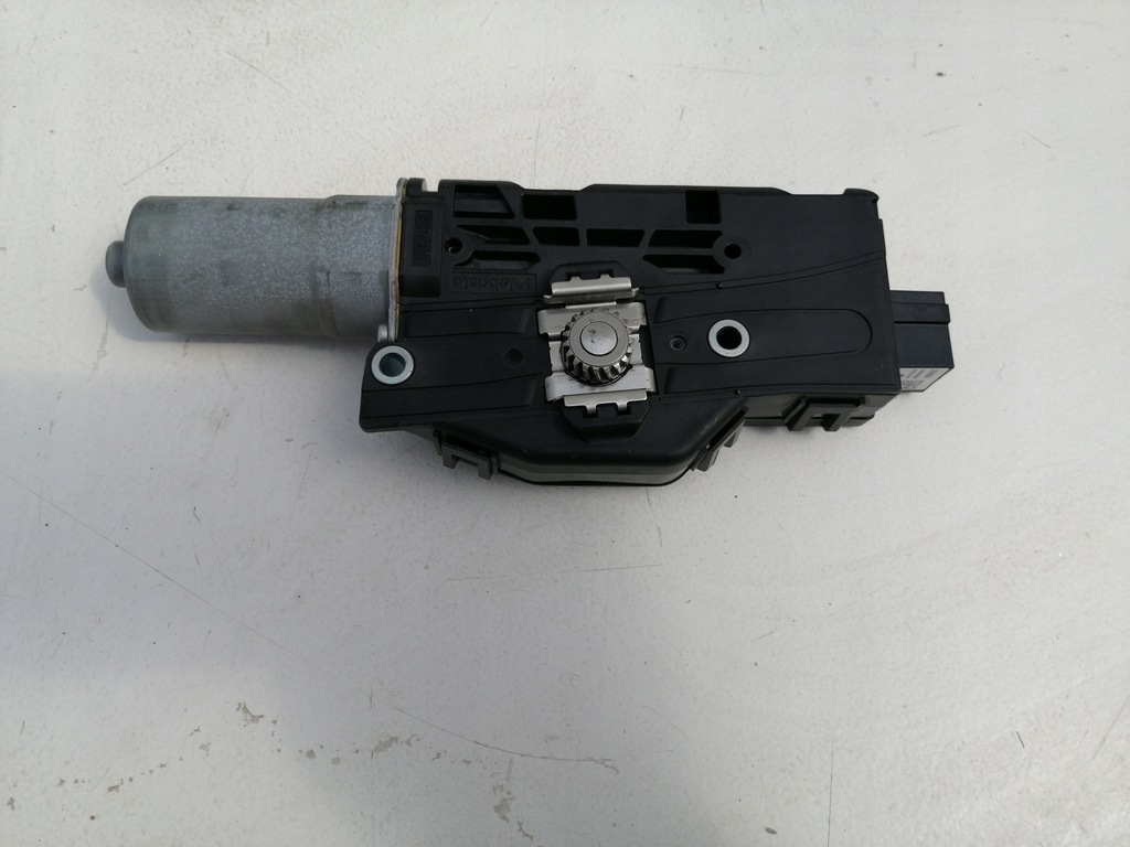 MOTOR TRAPA PANORAMA MERCEDES GLC 253 A2539067302 A2539023005 Product image