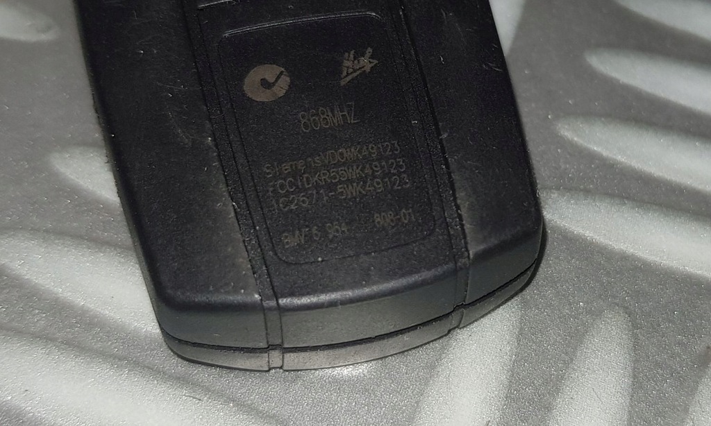 BMW E60 E87 E90 CHEIE GROT CHEIE Aprindere TELECOMANDA RADIO 868MHZ 6954808 Product image