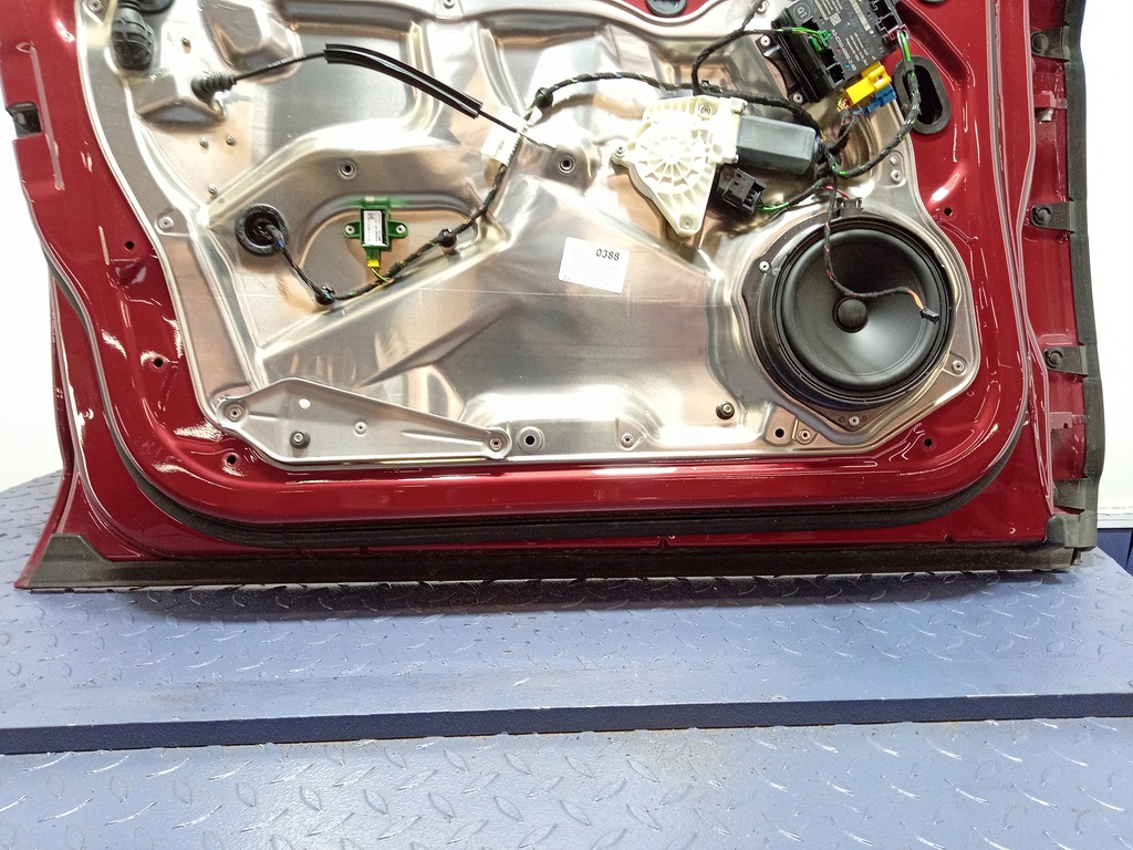 MERCEDES CLS W218 UŞĂ RIFĂTOR FAŢĂ STÂNGA 996 Product image