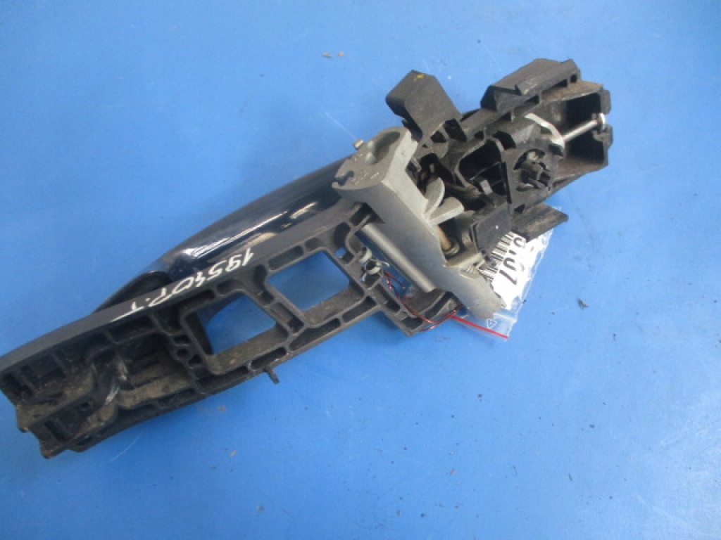 FORD FIESTA MK7 MÂNER SPATE DREAPTA CULOARE ORIGINALA E9 (BLAZER BLUE) Product image
