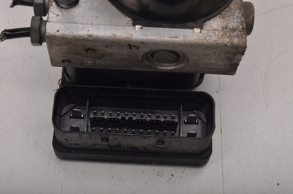 Ford Fiesta Mk6 Pump ABS 4S61-2M10-DA Product image