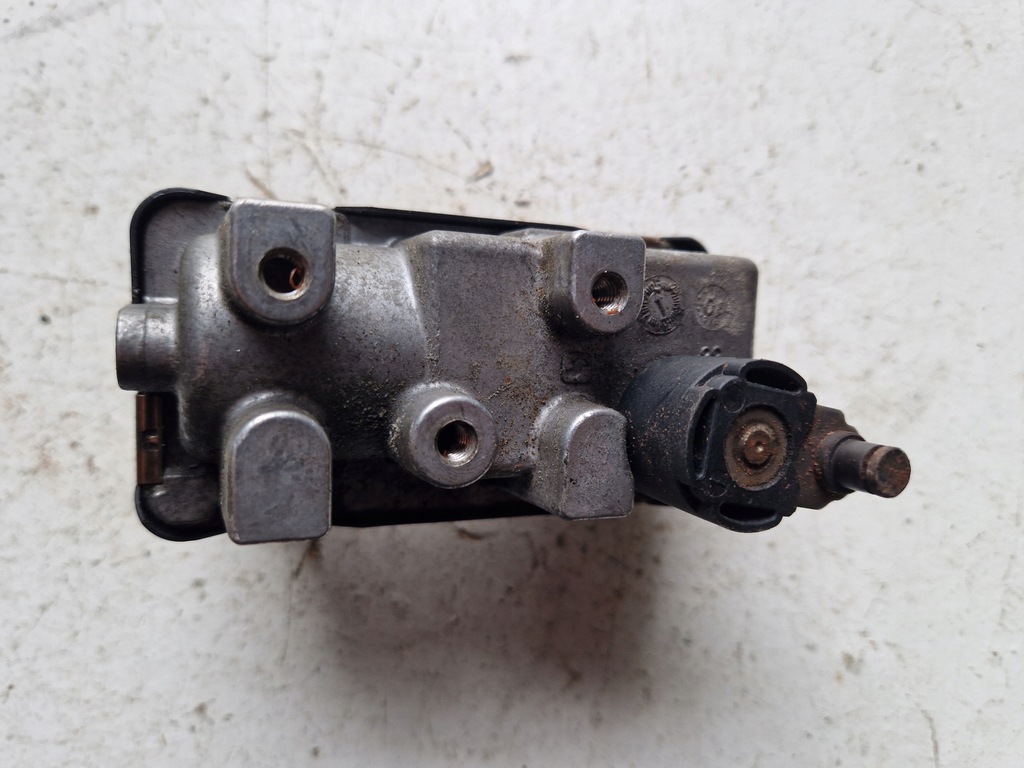 REGLATOR TURBINA FORD FOCUS MK2 1.8 TDCI 752406 G-45 Product image