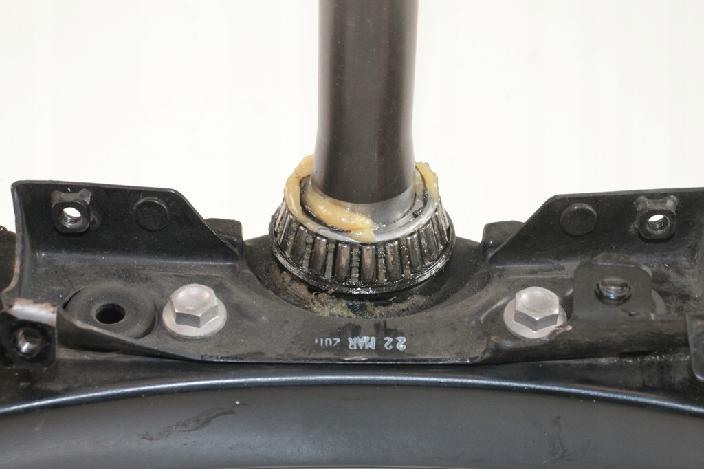 TRIUMPH ROCKET III 3 2300 SUSPENSIA SCAUNUL SCAZULUI INFERIOR Product image
