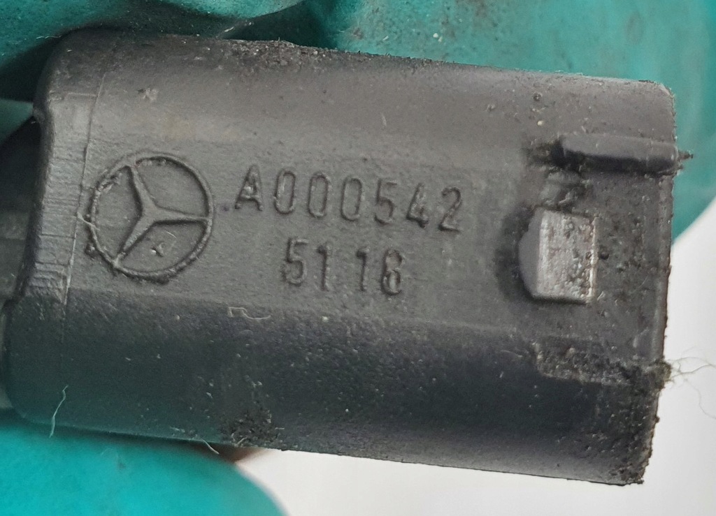 SENSOR TEMPERATURA APEI MERCEDES W203 A0005425118 Product image
