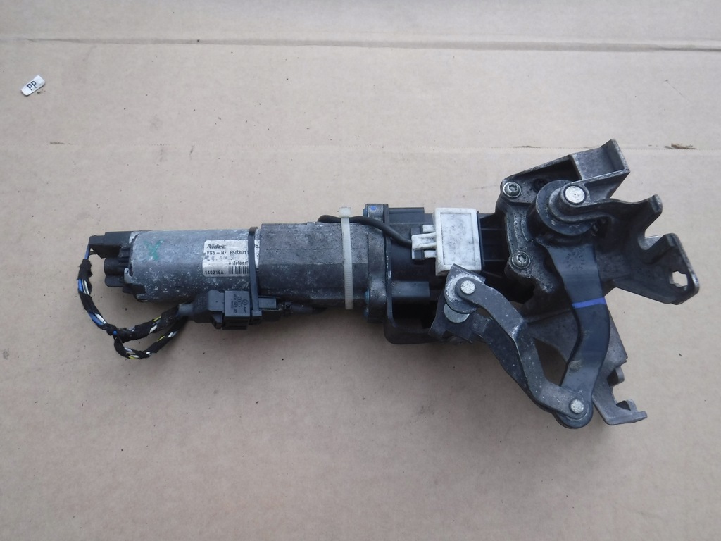 ACTIONATOR TAIE HAYON AUDI A8 D4 4H0827851D Product image
