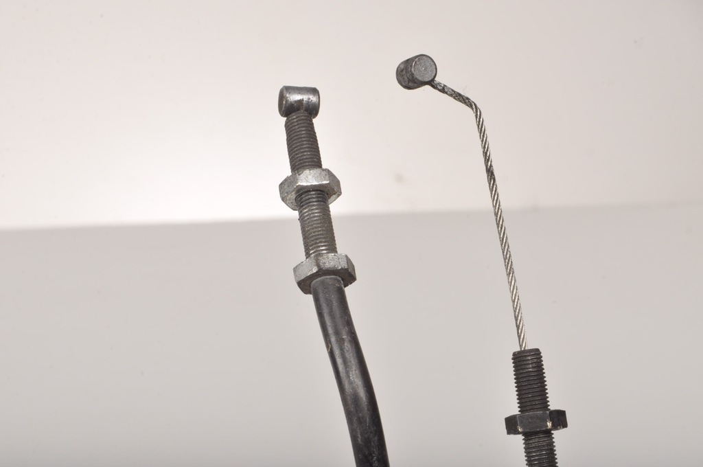 TRIUMPH BONNEVILLE T100 SE 865 POMPA BENZ ROLGAZ Product image