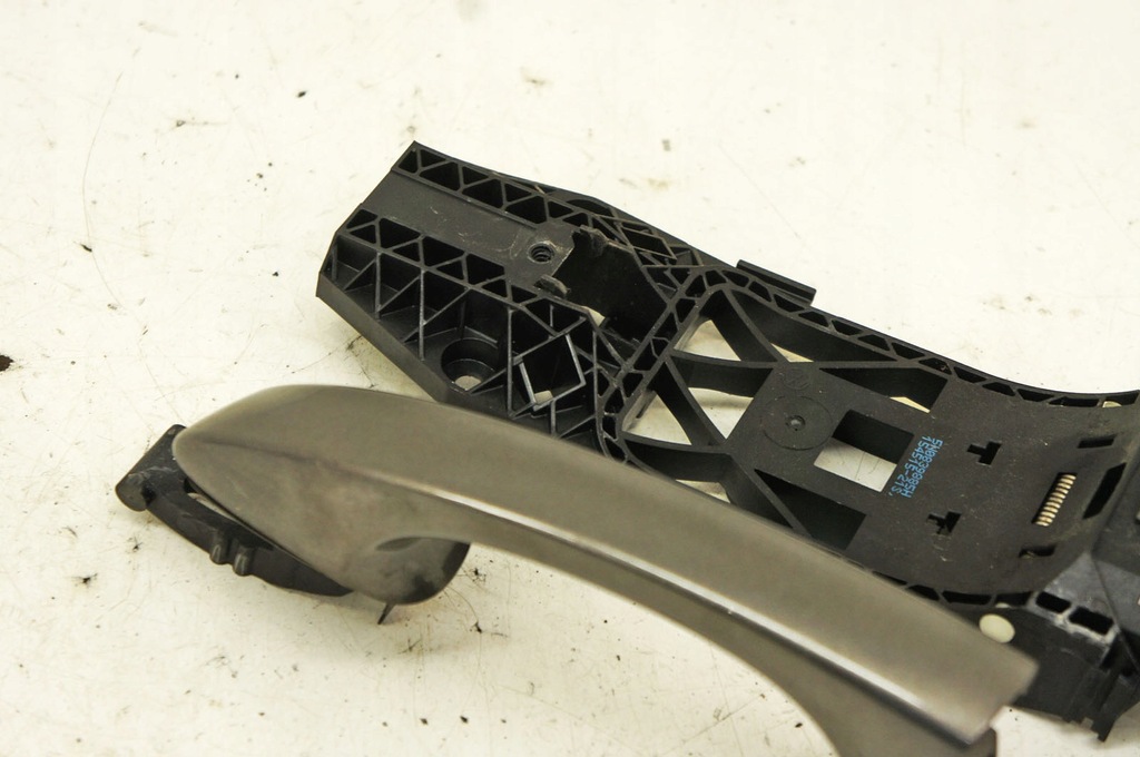 QV177 Seat Leon III 5F Mâner ușă stânga spate Gri tehnic metalic S7K Product image