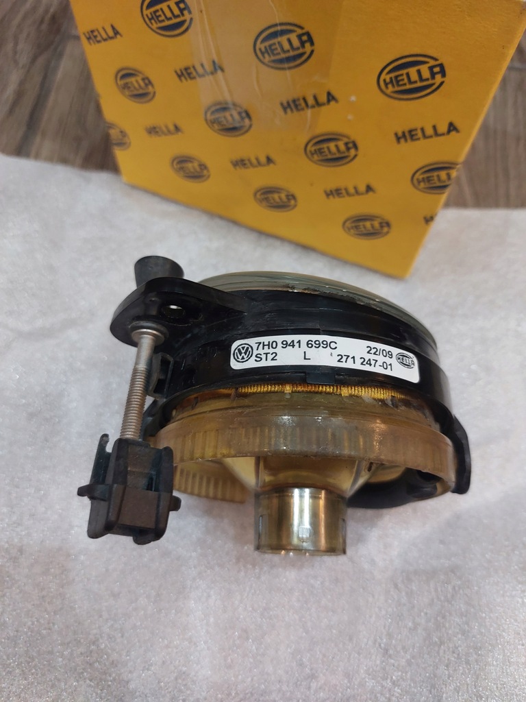 Skoda Fabia II halogen stânga 7H0941699C Product image