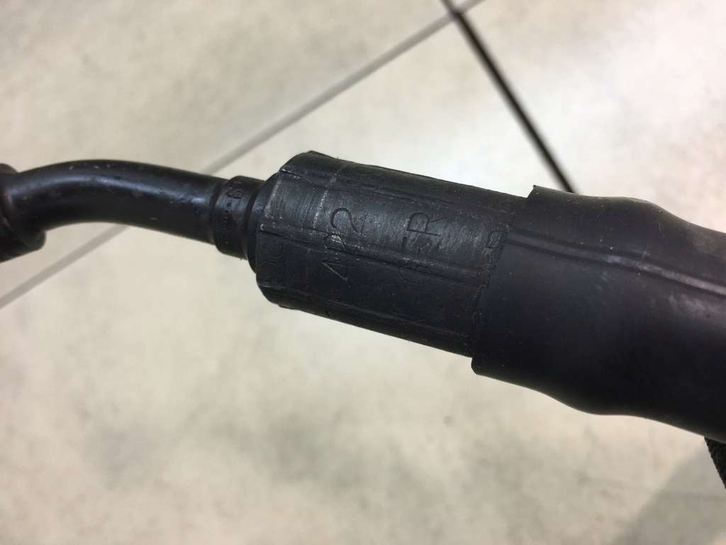 FURTUN DE ALIMENTARE PASSAT B5 1.9 TDI 8D1422893BJ Product image