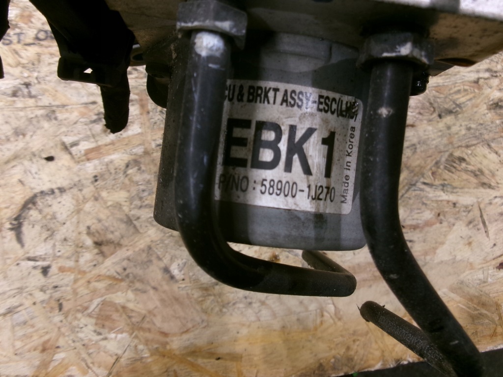 HYUNDAI I20 I POMPA ABS 1.2 16V 58900-1J270 LIFT Product image