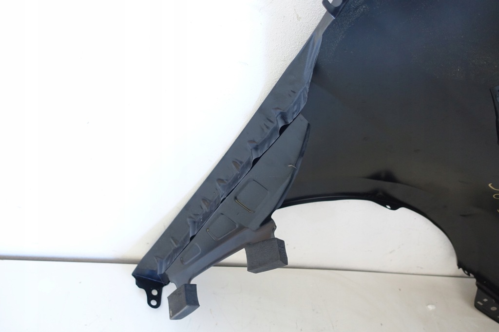Front Fender VW Golf VI HB 2008-2013 5K6821021 5K621021A 5K6821021B Product image