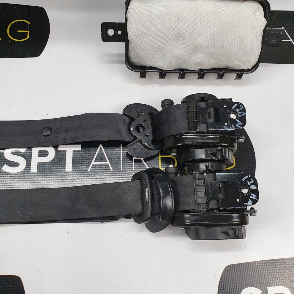 i20 II PERNE CONSOLA PULSE DE BORD CUREA AIRBAG Product image