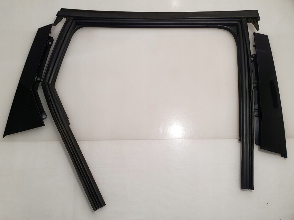 AUDI A4 B9 GARNITURA BANDA USA DREAPTA SPATE 8W0839902 8W9839904A COMBI Product image