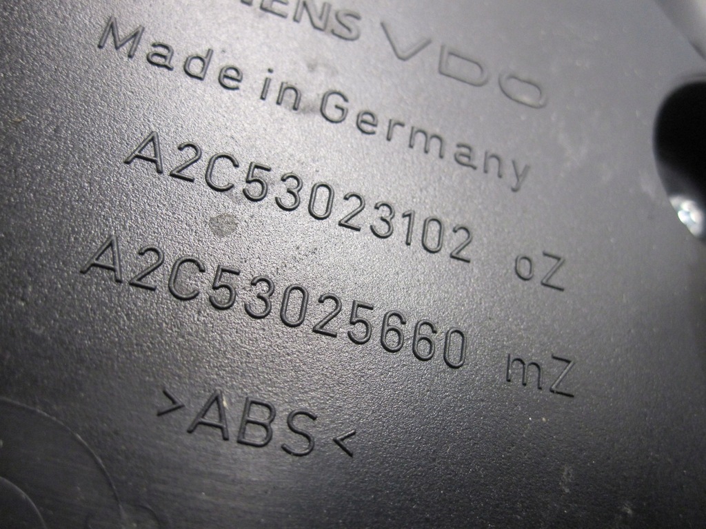 Volkswagen Caddy III 08R Clock Meter 2K0920944C A2C53025660 Engleză Product image