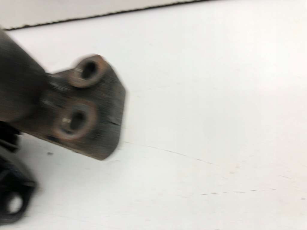 Toyota Yaris III 1.5 hibrid, suport dreapta motor C2 Product image