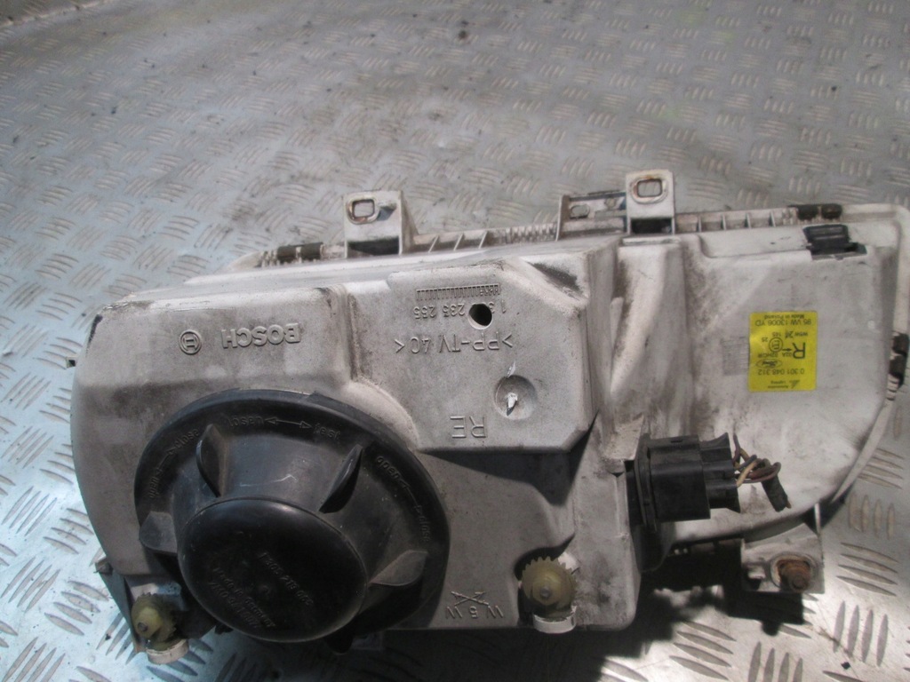 LAMPA FATA DREAPTA FORD GALAXY MK1 95- EUROPA Product image