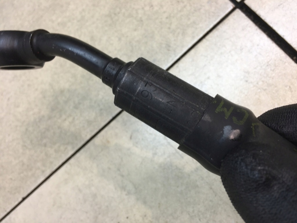 FURTUN DE ALIMENTARE PASSAT B5 1.9 TDI 8D1422893BJ Product image