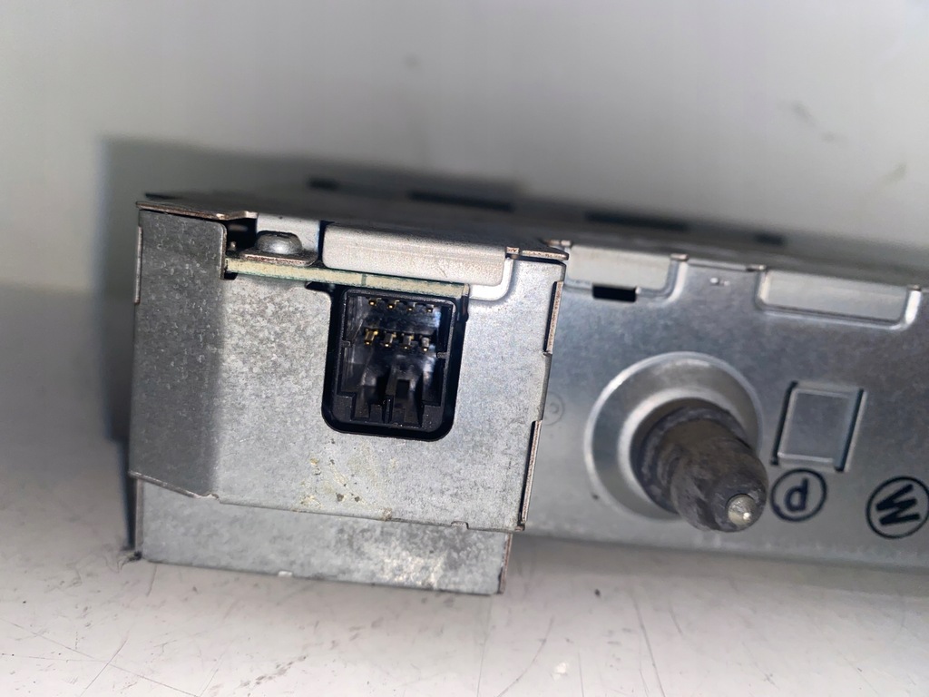 Chrysler OE P56038531AE Changer Product image