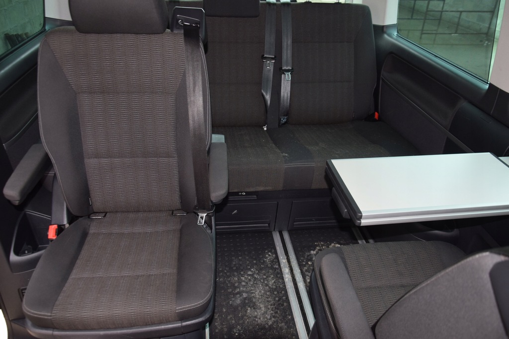 VW T6 MULTIVAN SET INTERIOR SCAUNE, TAPITERIE, DEPOZITARE LATERALA, CAPRATURA Product image