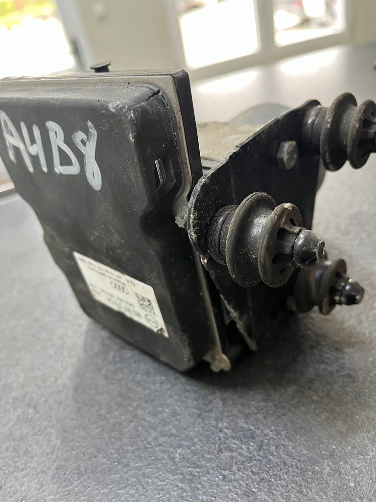 ABS POMPA ESP AUDI A4 B8 LIFT 8K0907379CK Product image