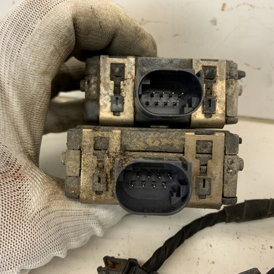 Radar spate dreapta stanga setat asistent de schimbare a benzii VW PASSAT B8 3G 16 ani Product image