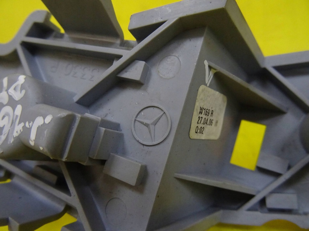 INSERȚIE LAMPĂ DREAPTA SPATE MERCEDES W169 5D 04-08 NR97 Product image
