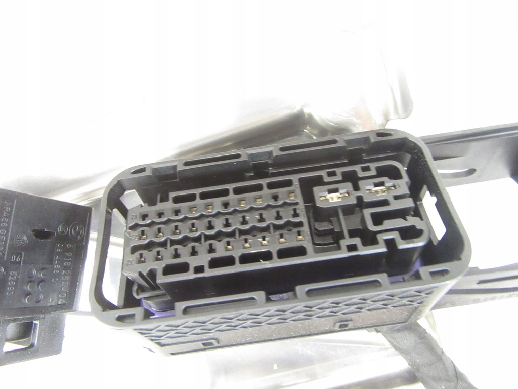 Sofer modul de directie activ BMW e60 e61 e63 e64 mufa Product image